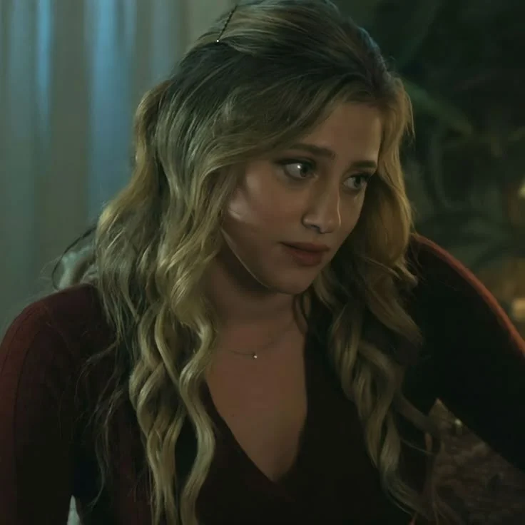 Image credit url: Lili Reinhart Image