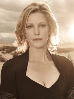 Skyler White Image